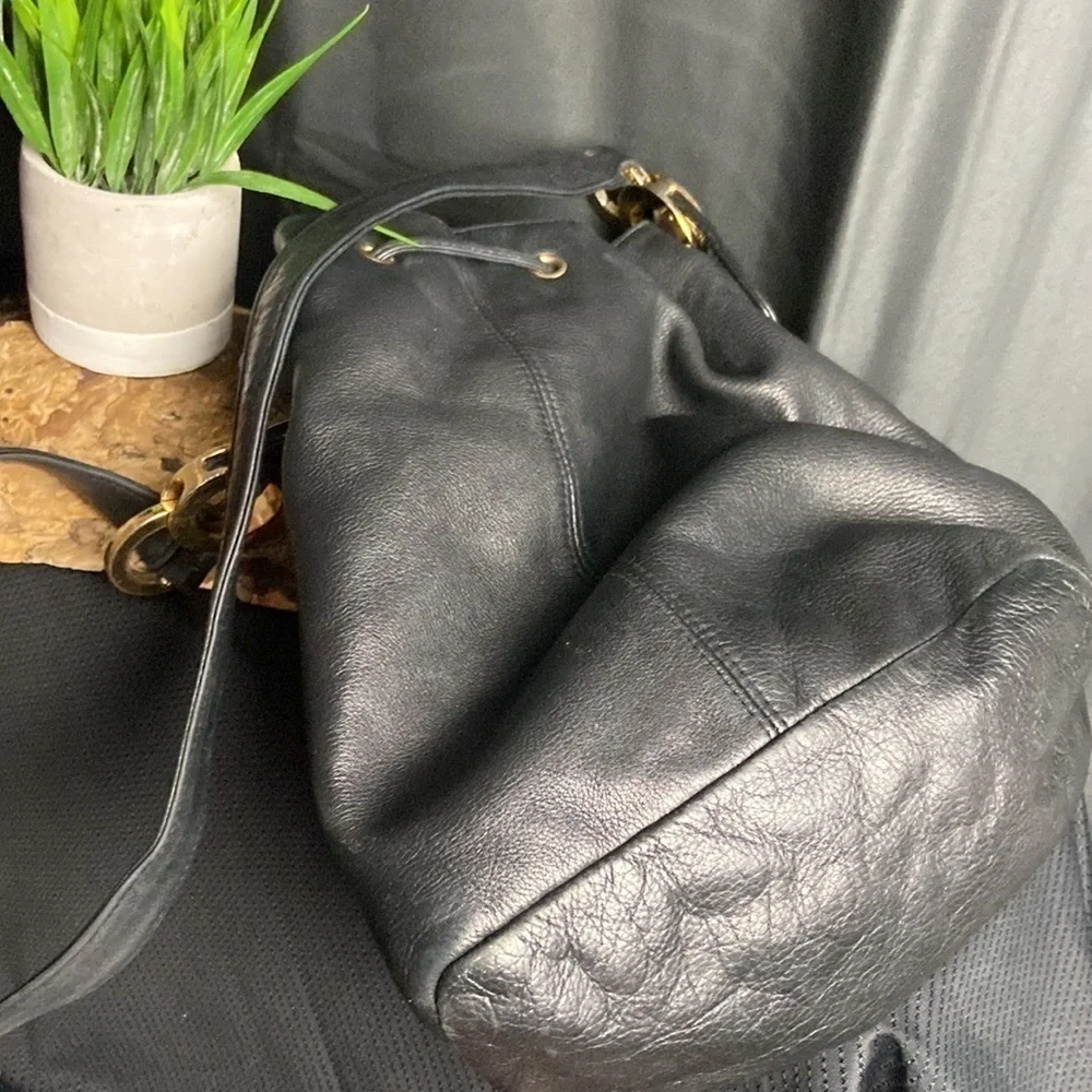 Valerie Stevens Hobo Black Leather Bag​